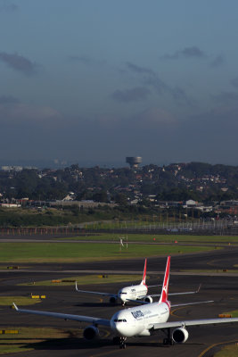 QANTAS AIRCRAFT SYD RF 5K5A5841.jpg