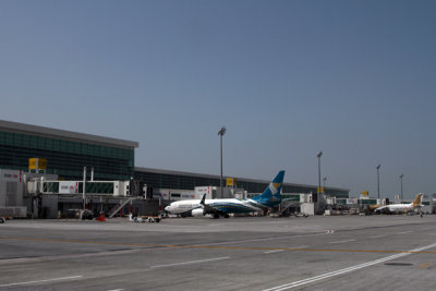 DUBAI AIRPORT RF IMG_0204.jpg
