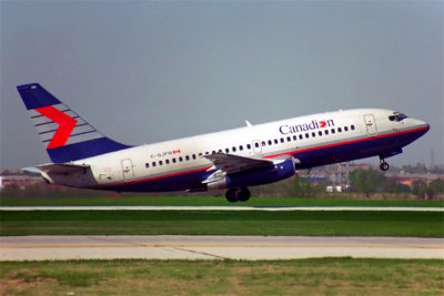 CANADIAN BOEING 737 200 YYZ RF 909 7.jpg