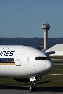 SINGAPORE AIRLINES BOEING 777 200 PER RF 5K5A0361.jpg