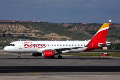 IBERIA EXPRESS AIRBUS A320 MAD RF 5K5A7361.jpg