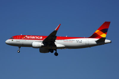 AVIANCA AIRBUS A320 GRU RF 5K5A9773.jpg