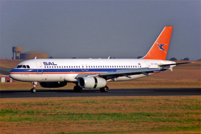 SOUTH AFRICAN AIRBUS A320 JNB RF 1057 5.jpg