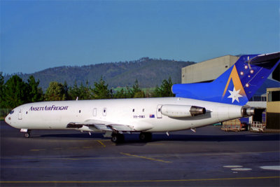 ANSETT AIR FREIGHT BOEING 727 200F HBA RF 974 10.jpg