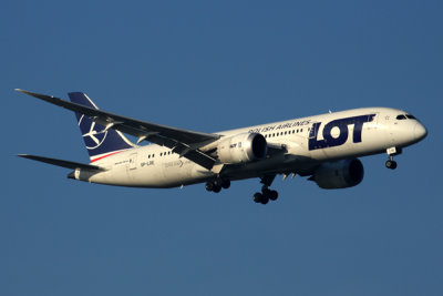 LOT BOEING 787 8 BKK RF 5K5A4588.jpg