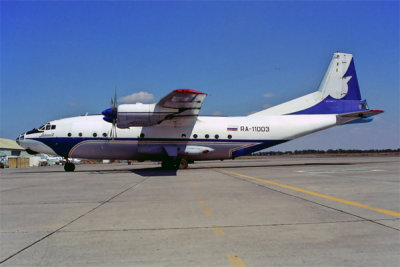 SP AIR ANTONOV AN12 SHJ RF 1222 17.jpg
