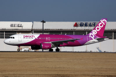 PEACH AIRBUS A320 NRT RF 5K5A5147.jpg