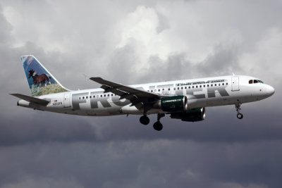 FRONTIER AIRBUS A320 MIA RF 5K5A6302.jpg