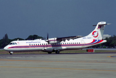 LAO AVIATION ATR72 BKK RF 1893 25.jpg