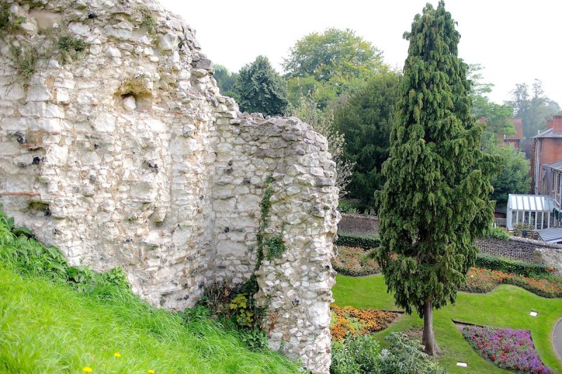 The Shell Keep, Guildford