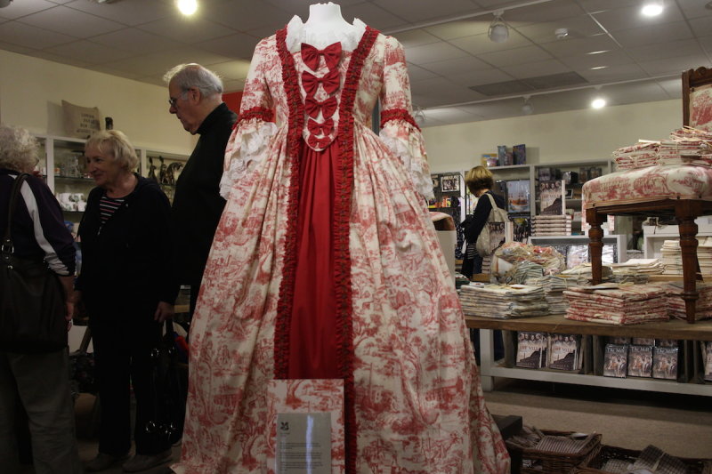 1700s Dress