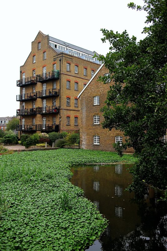 The Mill at  Coxes Lock