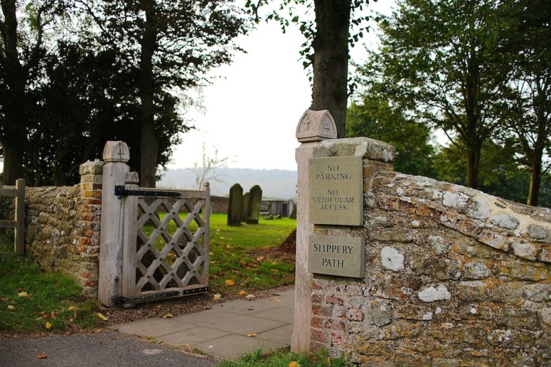 The Entry to St John The Evangelist Wotton