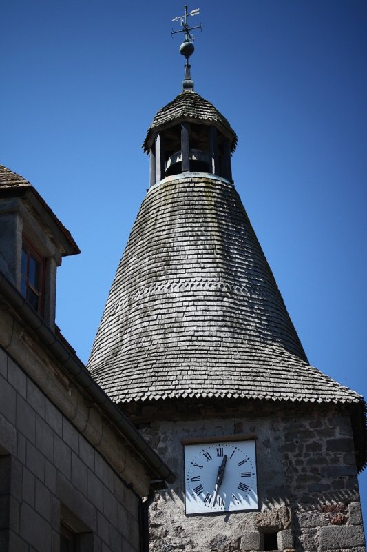 Chestnut Tiles, Bellgarde-en-Marche