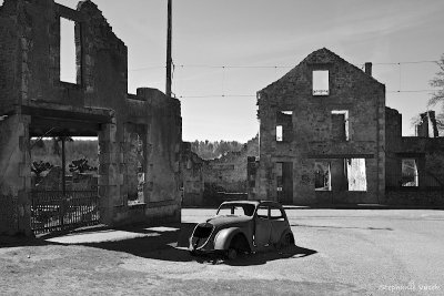 Dr. Désourteauxs car