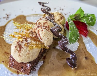 Dessert at Le Nez Rouge
