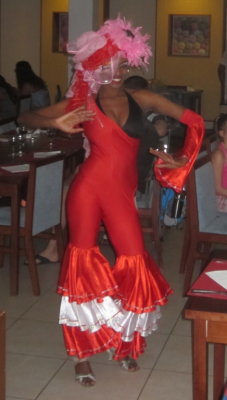 Another performer at Jardines del Rey
March 22, 2016