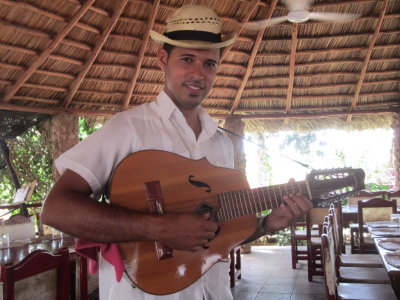 A special guitar
Fiesta Campesina, Cuba