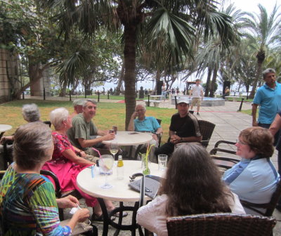 Marnelle, Patti, John, Doug, Bob, Yuri, Renee (back to camera) and Mary
enjoying complimentary drinks on the patio of the Hotel Nacional, Havana, Cuba
Friday evening, March 25, 2016