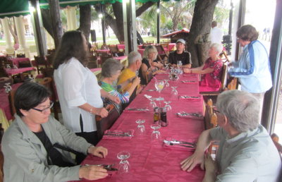 Dining outside at the Hotel Nacional in Havana, Cuba
Lorraine, Renee, Marnelle, Lou, Carli, Yuri, Patti, Mary and Rich
March 25, 2016
