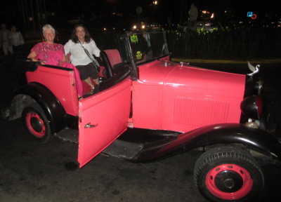Patti and Renee in our 1928 taxi
in front of Hotel Nacional, Havana, Cuba
Friday night, March 25, 2016