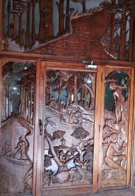 More woodcarvings