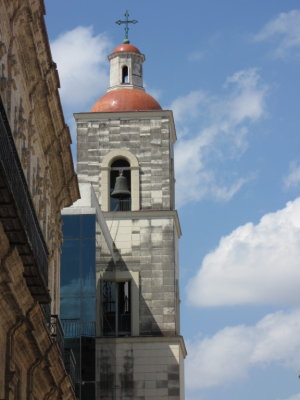 Library off Plaza de Armas