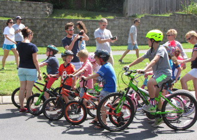 Bikers get into position.