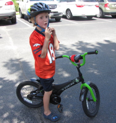 Pierce takes a break after the parade.