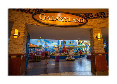 WEST EDMONTON MALL 01.jpg