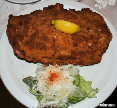 Prager Schnitzel, cutlet stuffed with mushrooms, onions and ham.