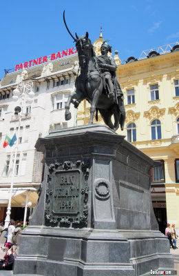 Ban Jelačić Statue