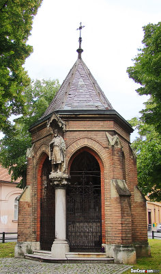 Shrine adjacent to the Zagreb Astronomical Observatory