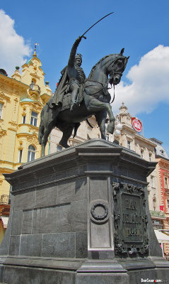 Ban Jelačić Statue