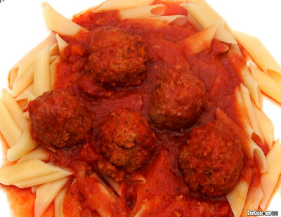 Spicy Meatballs & Pasta