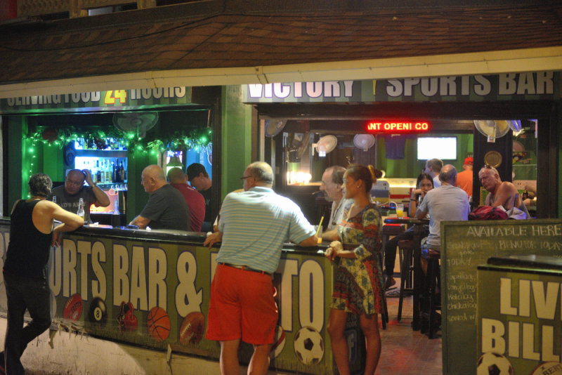 _DSC0914.JPG    Sabang nightlife