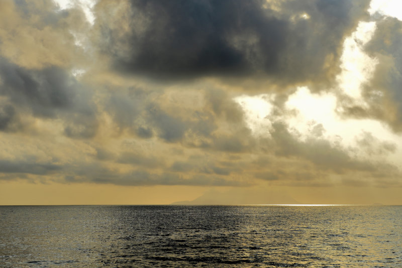 _DSC4284.JPG   Sibyan Sea