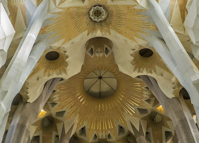 Gaudi: Sagrada Familia (Barcelona)