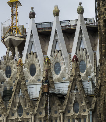 Gaudi: Sagrada Familia 