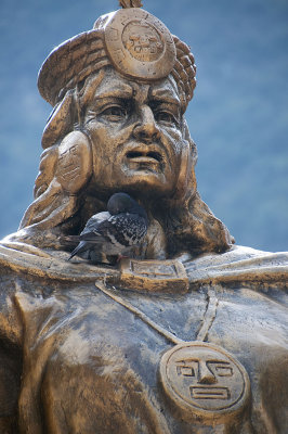Pachacutec Statue