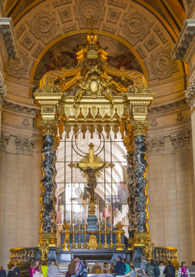 near Napoleon's Tomb