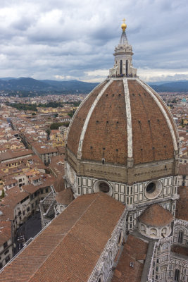 114_Flo_Brunelleschi_dome_from_tower.jpg