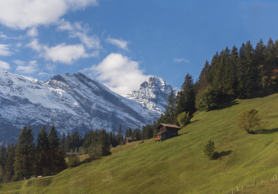 162_upper_reach_Lauterbrunnen_Valley.jpg