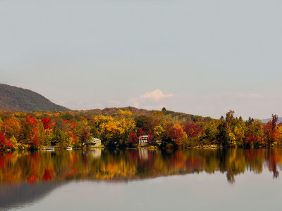 Autumn on Cheshire Lake