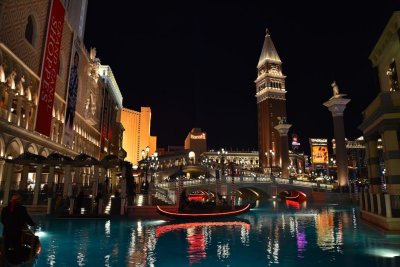23. Venezi at Night -- Las Vegas