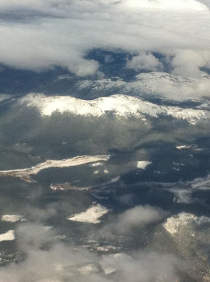Landing in Denver - New Snow SB.jpg