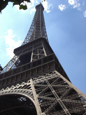 Eiffel Tower MMS.JPG