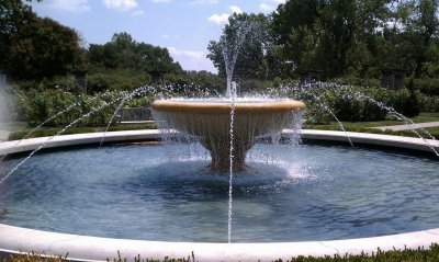 Loose Park Fountain CSN.jpg