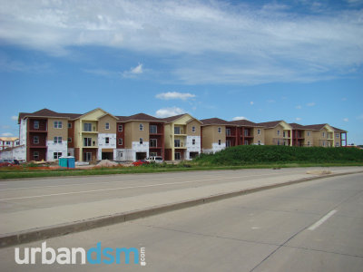 June_2014_Bella Terra Apartments.jpg