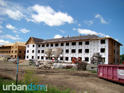 June_2014_Valley Station Apartments 2.jpg